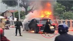 Mercedes cháy rực làm 1 người chết: Nữ tài xế đi giày cao gót trình diện